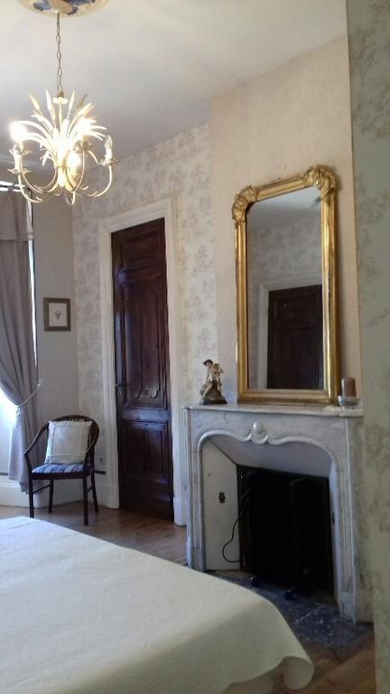 Maison D'Hotes Chateau De Lastours Espalais Extérieur photo
